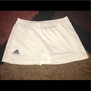 NWT Women’s T16 Adidas Skort